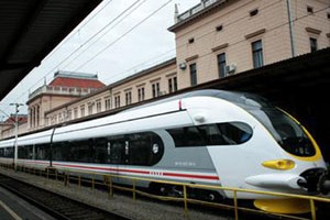 Zagreb, 13. rujna 2010. - predstavljanje prototipa regionalnog elektromotornoga vlaka na Glavnom zagrebačkom kolodvoru